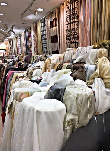 ผ้าตัดเย็บม่าน ผ้าม่านสวย ผ้าทำม่าน พาหุรัด คุณภาพเกรด เอ ราคาถูก ร้านขายผ้าทำม่าน