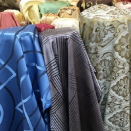 ร้านผ้าม่าน ATM Decor แหล่งผ้าทำผ้าม่านประเทศไทย มีผ้าให้เลือกมากมาย อยู่ใจกลางตลาดผ้าพาหุรัด