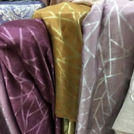 ร้านผ้าม่าน ATM Decor แหล่งผ้าทำผ้าม่านประเทศไทย มีผ้าให้เลือกมากมาย อยู่ใจกลางตลาดผ้าพาหุรัด